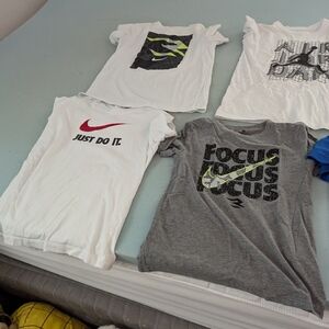 6 Boys Nike T-shirts Large Bundle